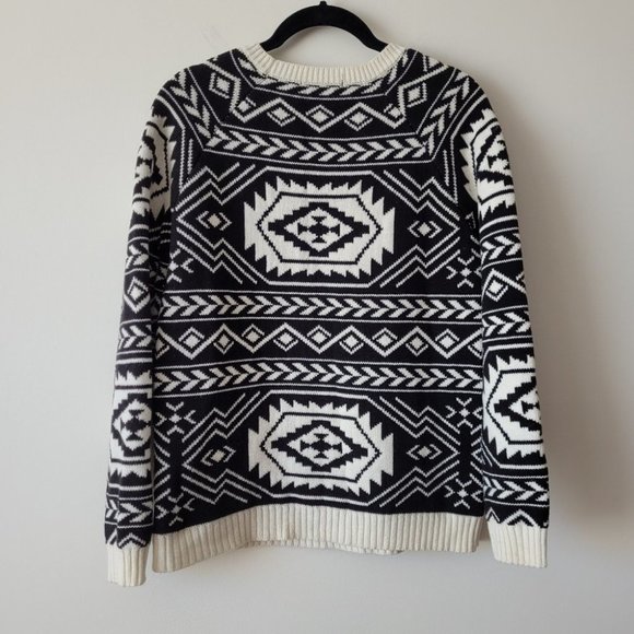 FOREVER 21 Black and Cream Patterned Aztec Navajo Crew Neck Sweater Size S - Picture 3 of 10
